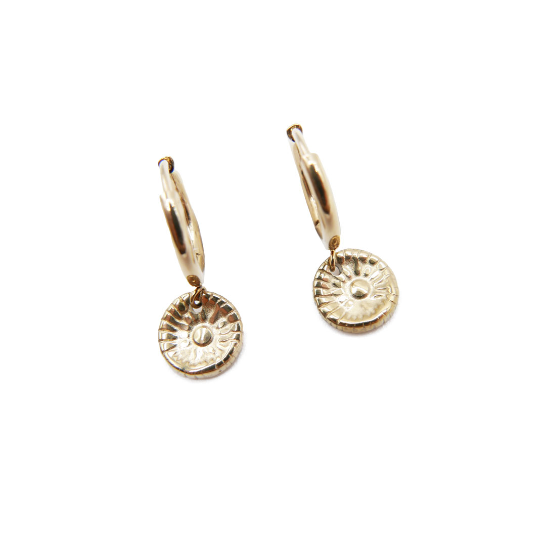 Bouclesd'oreille acier doré soleil martelé
