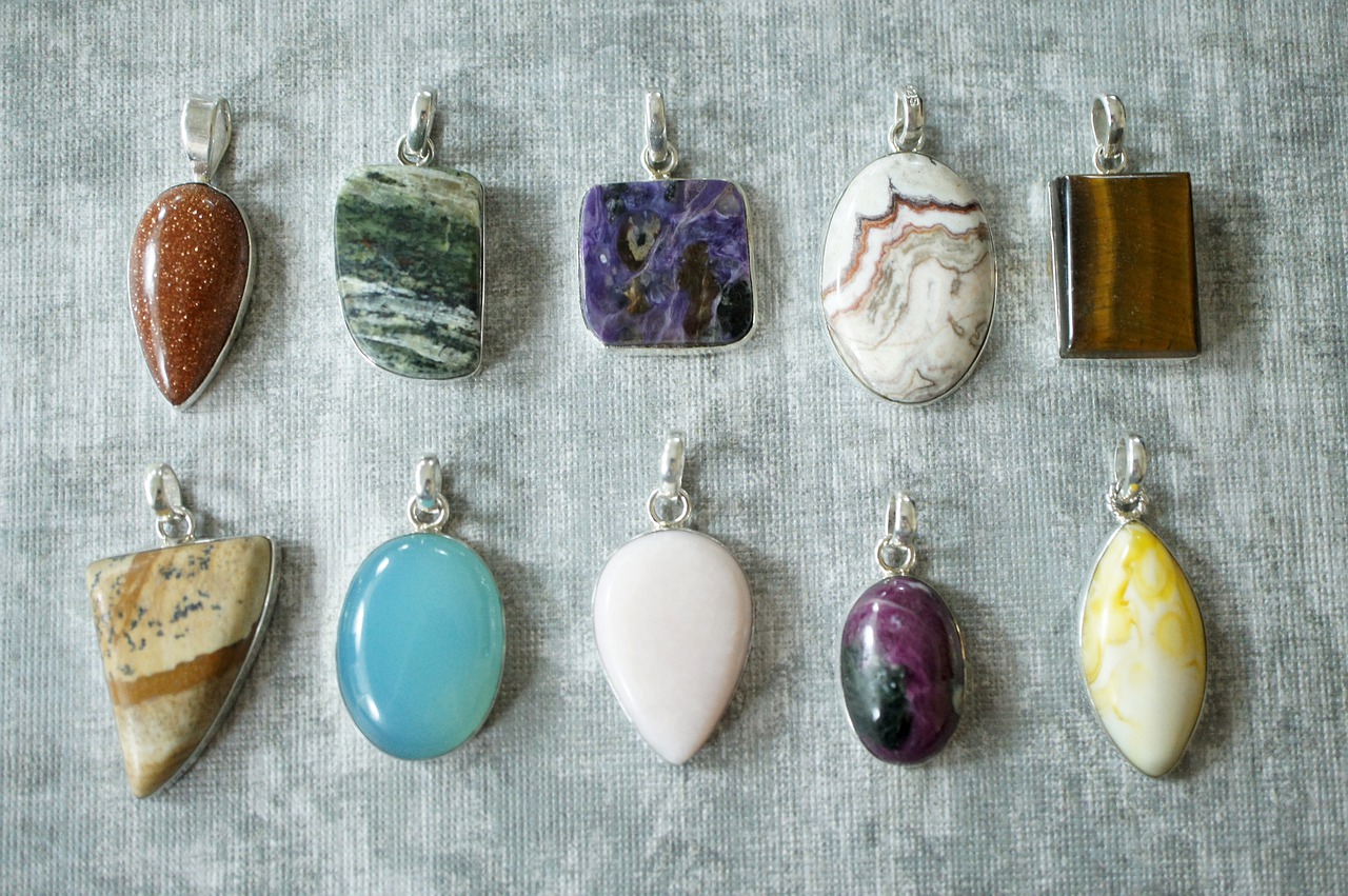 Guide des pierres semi-précieuses pour vous aider à mieux choisir votre bijou